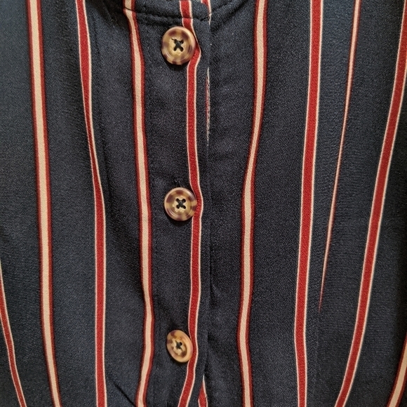 Live To Be Spoiled Tie-Front Scoop Neck Tank Juniors Size Small Women's XS - Picture 3 of 6